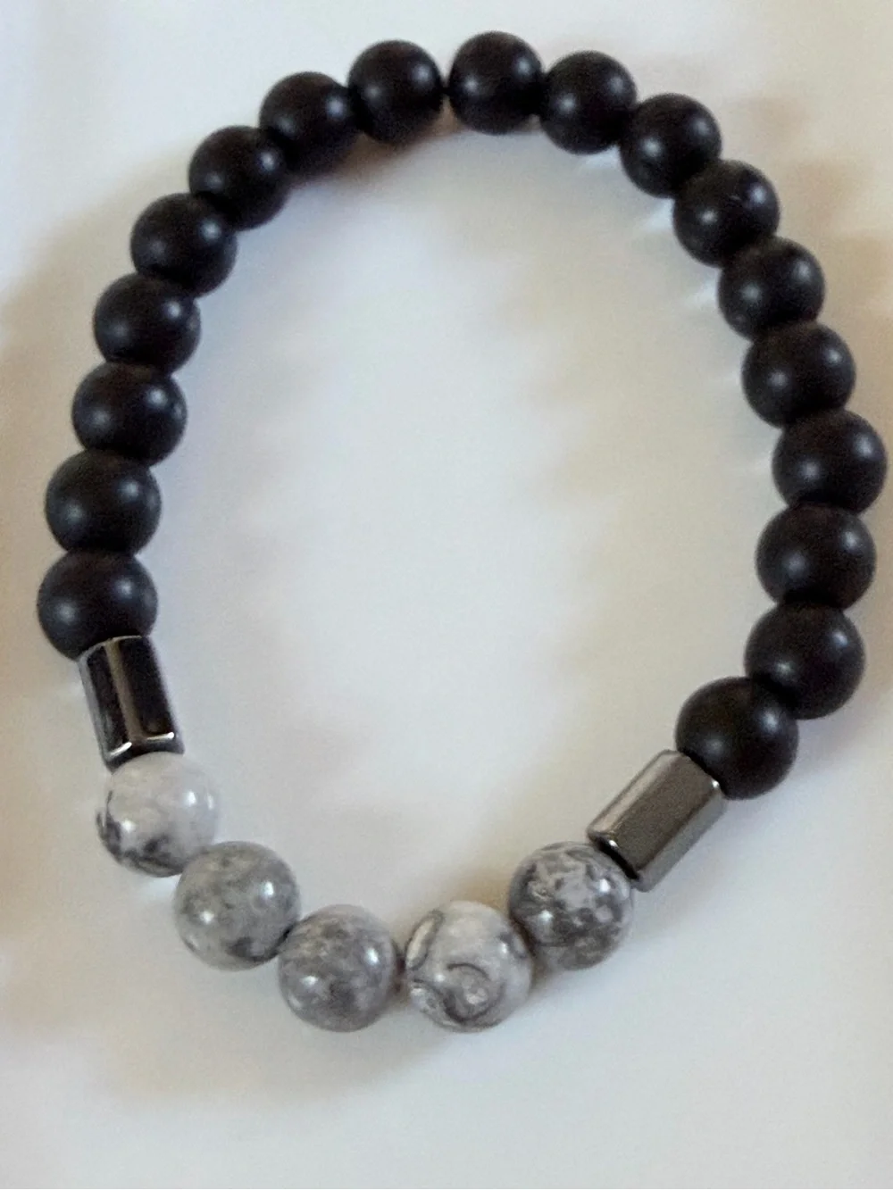 Men's Black & Gray Beaded Stretch Bracelet
